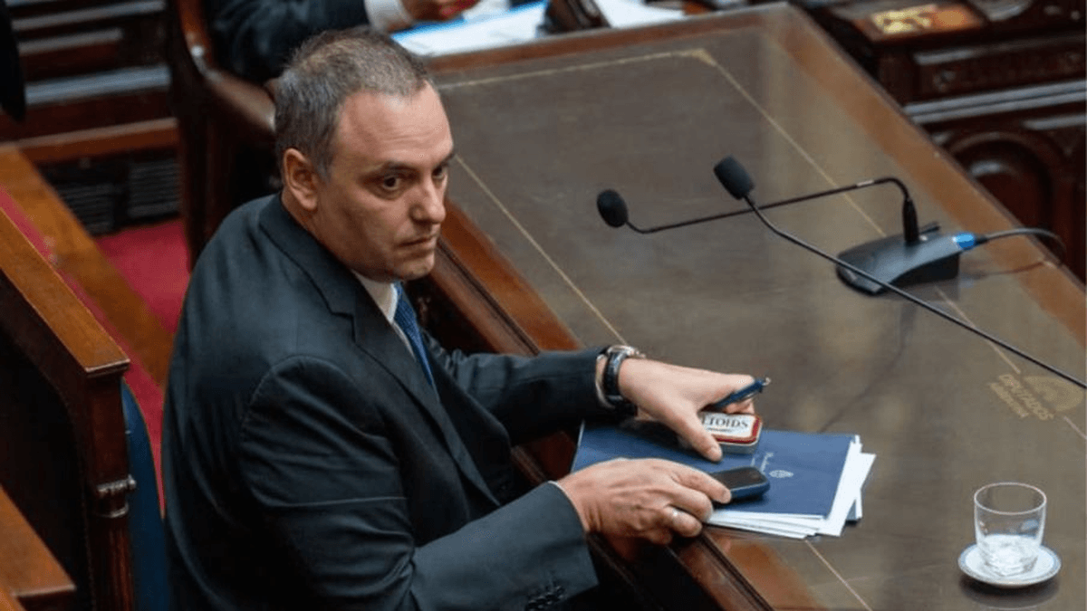 El Senado pospone una semana la sesión por la interpelación de Manuel Adorni